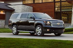 Chevrolet Suburban LT 2015 года